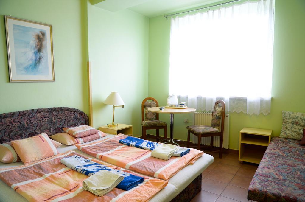 Guest house Domino